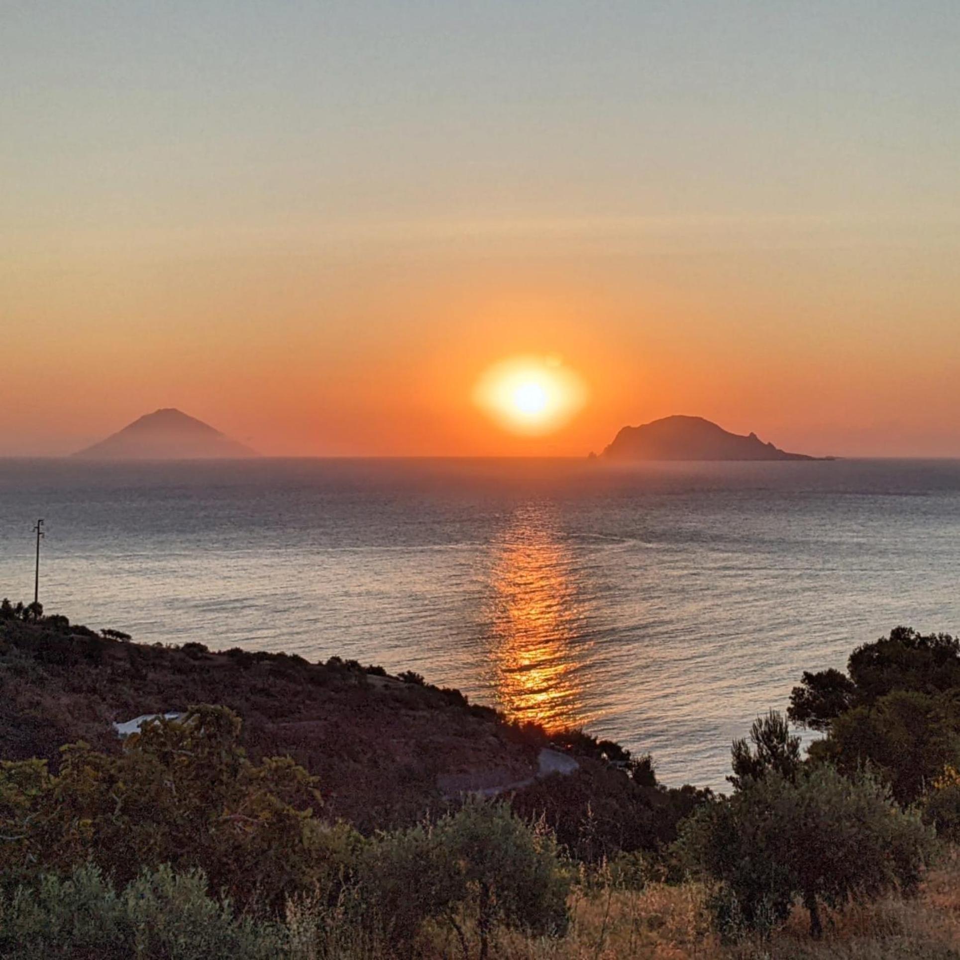B&B Sunrise Santa Marina Salina Esterno foto